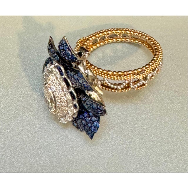 2010s 3 Ct Blue Sapphire & 1.5 Ct Diamond Flower Ring in 18 Kt Two Tone Gold Size7 For Sale - Image 5 of 18