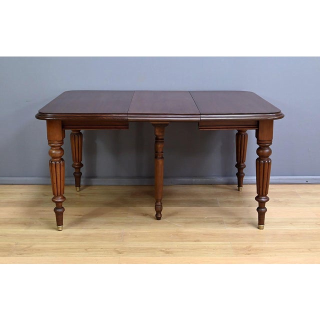 Victorian Mahogany Extendable Table, England, Late 19th Century For Sale - Image 14 of 18