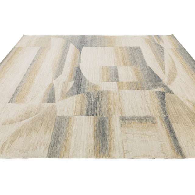 2020s Modern Abstract Gridded Hand-Loomed Rug in Gray and Sand 8x10 For Sale - Image 5 of 10