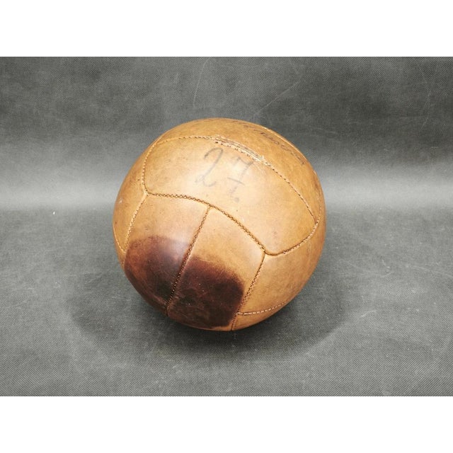Vintage Leather Medicine Balls, Czechoslovakia 1950s, Set of 2 For Sale - Image 6 of 9