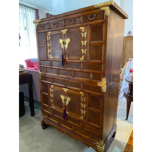 Early 19th Century Antique Korean Elm Storage Cabinet For Sale - Image 5 of 8