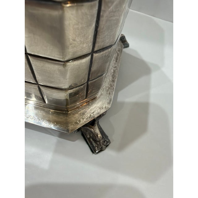 Late 18th Century Jonas Bowen & Son 1880 Victorian Silver Plated Biscuit or Trinket Box For Sale - Image 5 of 12