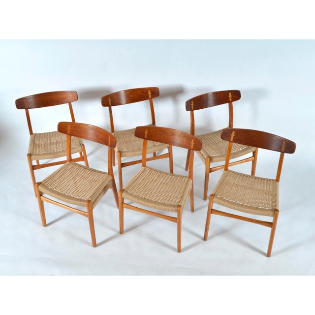 Mid-Century Modern Vintage Danish CH-23 Dining Chairs in Beech and Teak by Hans J. Wegner for Carl Hansen & Søn, 1952, Set of 6 For Sale - Image 3 of 18