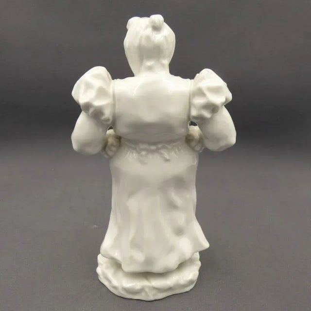 Figure in Porcelain From Schumann For Sale - Image 4 of 8