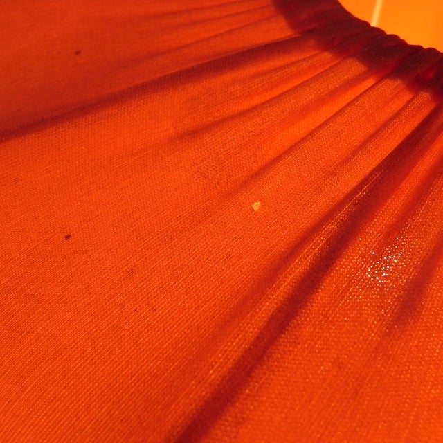 Height: 77 cm. Ø: 39 cm. Shade height: 22 cm. There are some very small holes in the fabric (see detailed photos). Origin:...