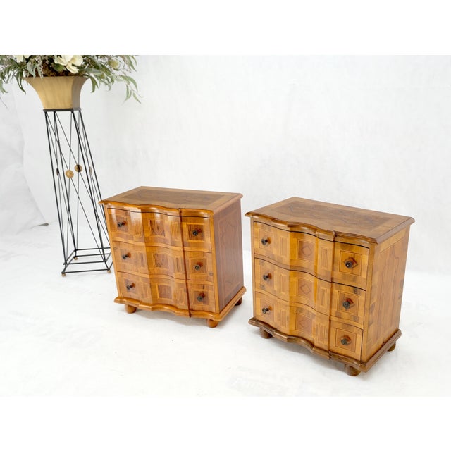 Wood Pair of Fine Italian Inlaid Three Drawers Banded Tops Nightstands Small Dresser For Sale - Image 7 of 14