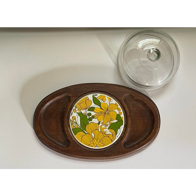 Mid-Century Modern Mid 20th Century Yellow Flower Snack Board For Sale - Image 3 of 9