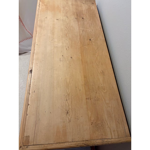 Wood 19th Century English Pine Chest of Drawers For Sale - Image 7 of 11