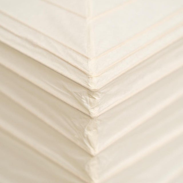 Mid-Century Modern Washi Paper Akari 3x Table Lamp attributed to Isamu Noguchi, 1990s For Sale - Image 14 of 15