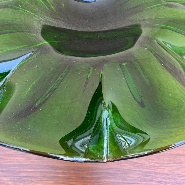 Glass Large Mid-Century Modern Handblown Emerald Art Glass Centerpiece. Circa 1960s For Sale - Image 7 of 12
