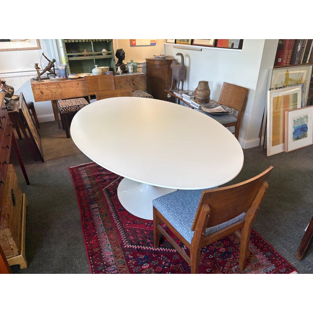 2000 - 2009 Saarinen Dining Table, Oval For Sale - Image 5 of 5