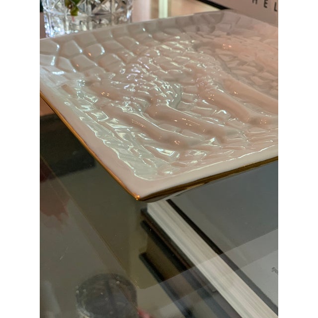 An Art Deco style Waylande Gregory Studios white and 22 karat gold trimmed giraffe dish. Waylande Gregory was named in...