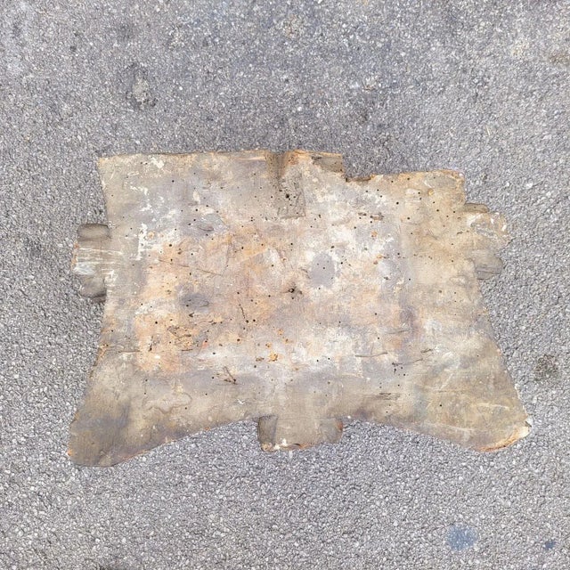 18th Century Carved and Gilded Wooden Columns, Set of 2 For Sale - Image 15 of 18