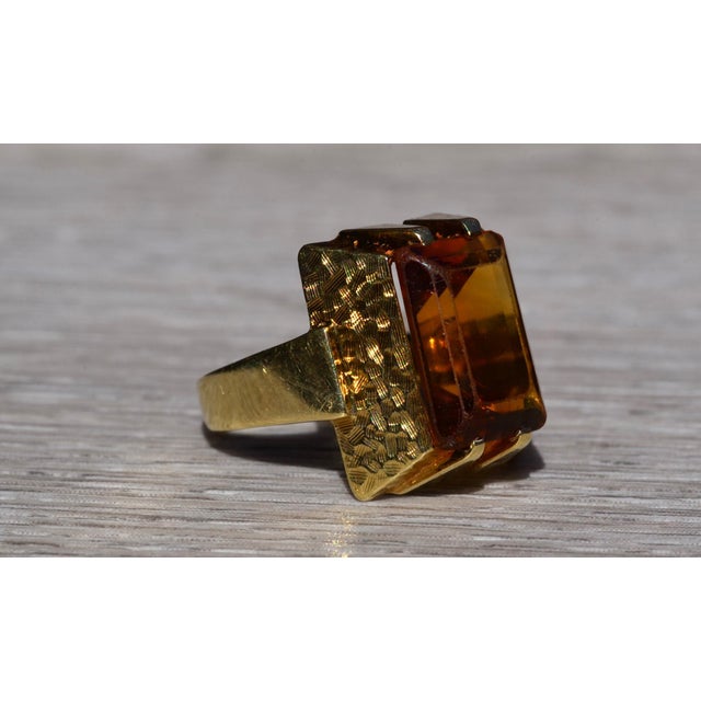 Gold The Whitsett: Ladies Mid Century Citrine Cocktail Ring in 14K Yellow Gold For Sale - Image 8 of 11