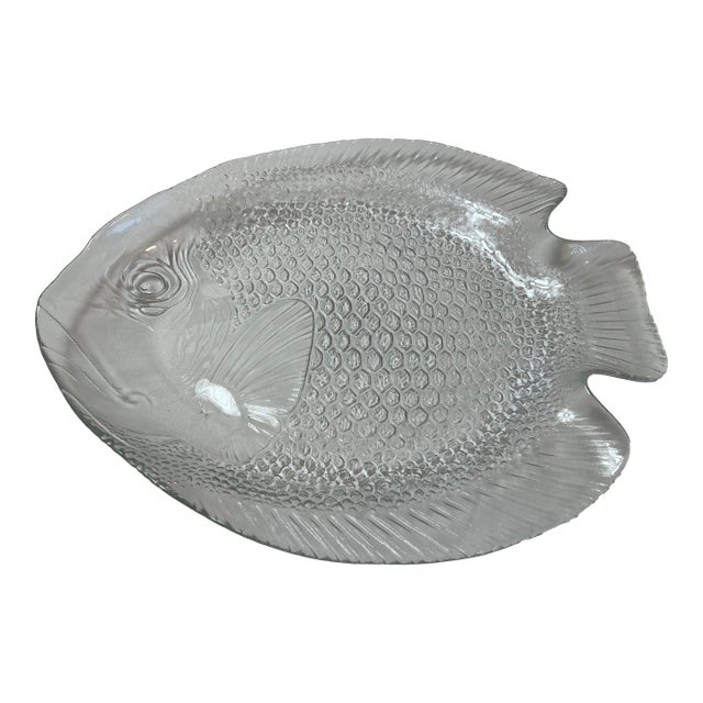 Vintage 1970s Arcoroc Clear Glass “Poisson” Textured Fish Platter Made in France For Sale