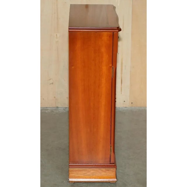 Vintage Burr Yew Wood CD or DVD Cabinet For Sale - Image 9 of 14