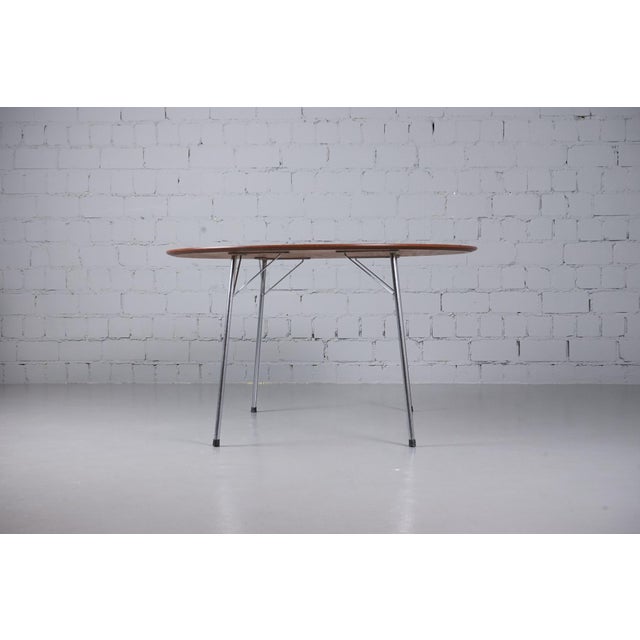 Ein eleganter Klassiker von einem der international bedeutendsten Architekten und Designer Dänemarks des 20. Jahrhunderts....