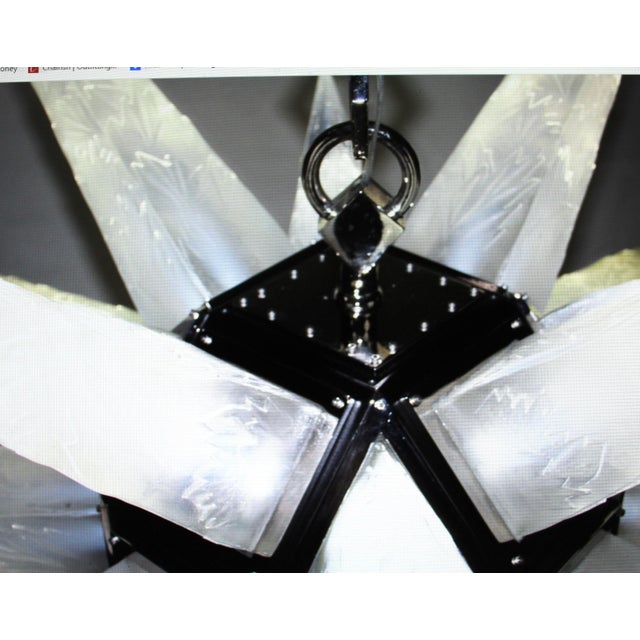 Chrome Mid-Century Modern Style Acrylic Led Star Chandelier For Sale - Image 8 of 12