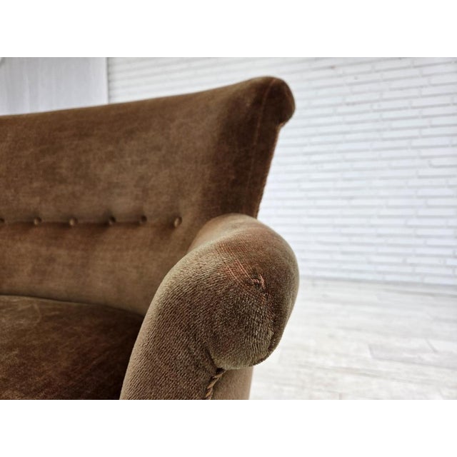 Mid-Century Modern Danish 2-Seater Sofa in Green Furniture Velour, 1960s For Sale - Image 3 of 18
