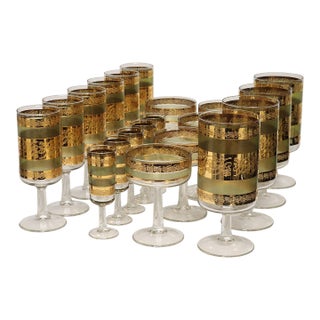Set of 20 Pieces Vintage Culver Starlyte Green Collection Heavy 22k Gold Stripe Stemware Glasses For Sale