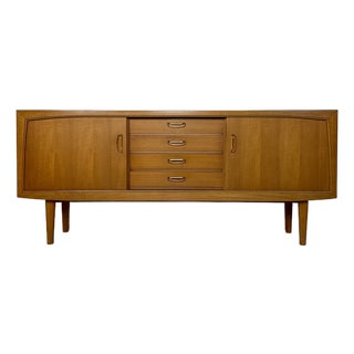 Vintage Minimalistic Teak Sideboard from Bartels,1960s For Sale