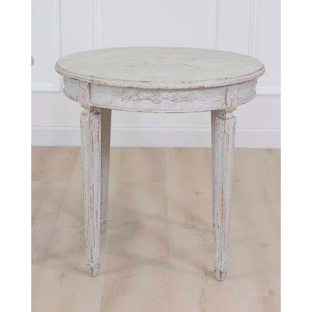 Light Gray Pair of Swedish 20th Century Carved Round Tables For Sale - Image 8 of 10