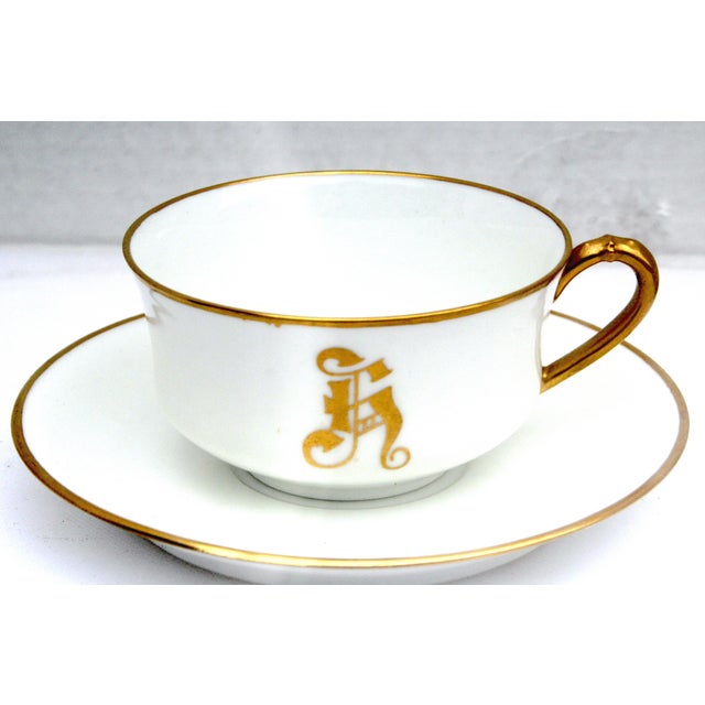Ceramic Limoges Haviland 29-Piece Tea Service With 12 Cups, Saucers & Dessert Plates For Sale - Image 7 of 15