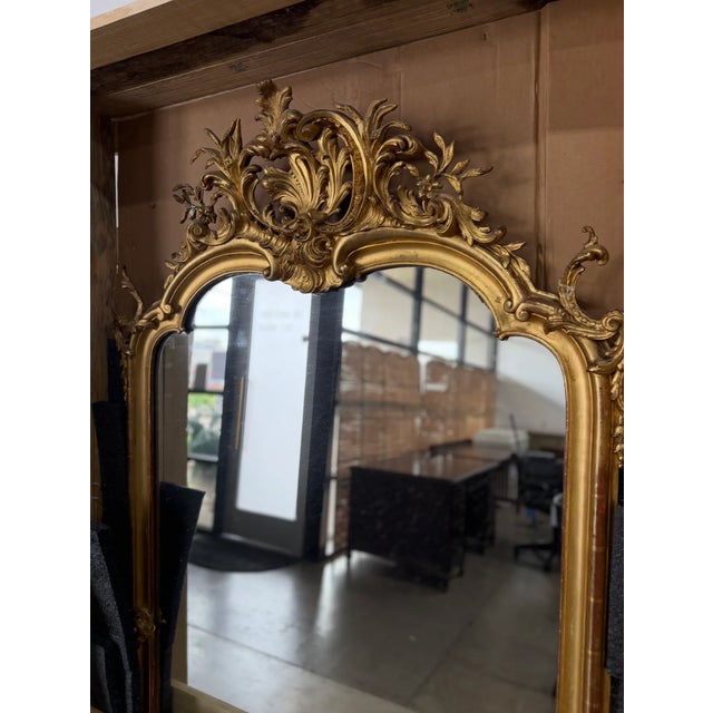 Traditional French Antique Gilt Mirror For Sale - Image 3 of 8