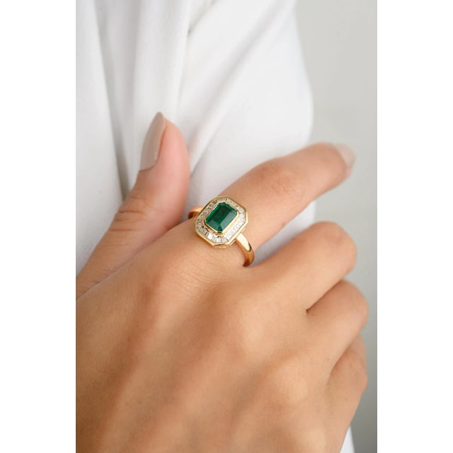 Octagon Cut Emerald & Baguette Halo Set Diamond Statement Ring Size 5.5 For Sale - Image 4 of 12