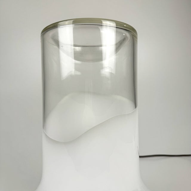 Mid-Century Modern White and Clear Murano Glass Table Lamp attributed to Roberto Pamio for Leucos, Italy, 1970s For Sale - Image 6 of 8
