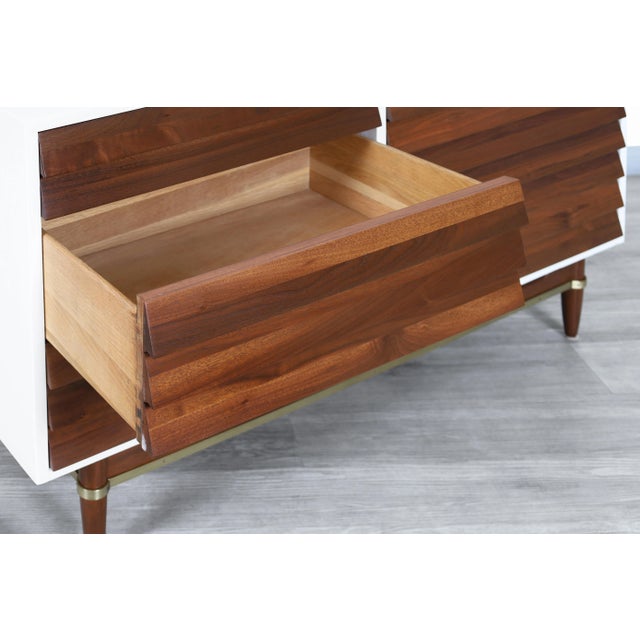 Mid-Century Modern Walnut Dresser by Merton Gershun for American of Martinsville, 1960s For Sale - Image 11 of 13