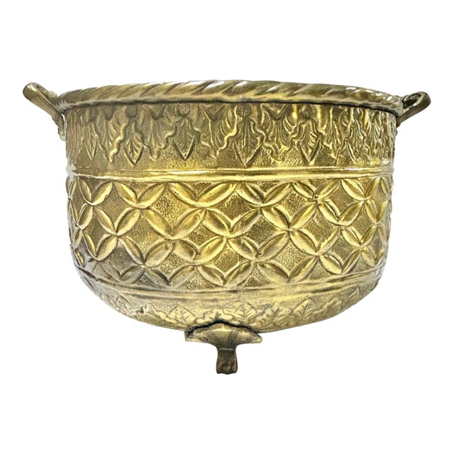 Vintage Embossed Brass Cachepot Planter – Hollywood Regency Brass Planter For Sale