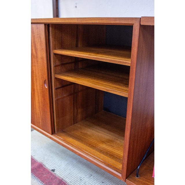 Mid-Century Royal Wall Shelving System in Teak by Poul Cadovius for Cado, 1960s For Sale - Image 10 of 18