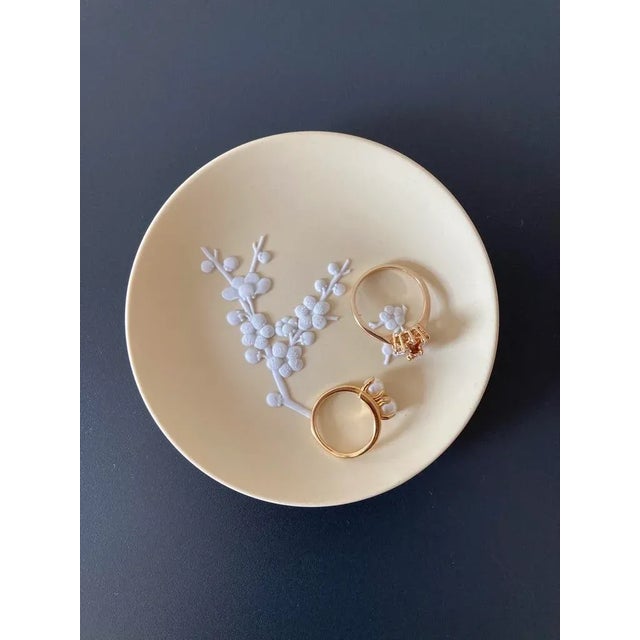 Ceramic English Wedgwood Jasperware Yellow Jewelry Dish With Asian Modern Design, Circa Mid 20th Century For Sale - Image 7 of 12