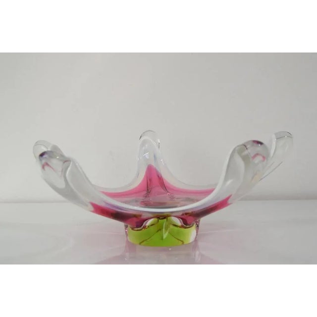 Czech Art Glass Bowl attributed to Josef Hospodka for Chribska Glasswork, 1960s For Sale - Image 3 of 12