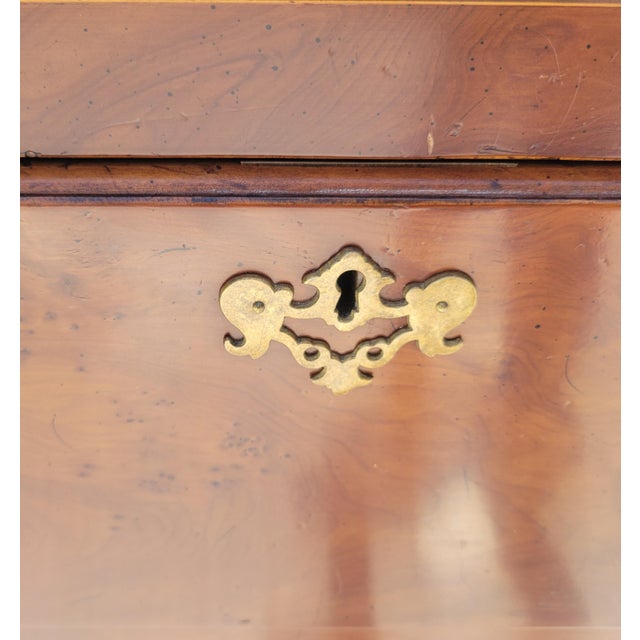 Vintage Extra Long Traditional Wright Table Company Scalloped Yew Wood Sideboard / Console Table For Sale - Image 13 of 15