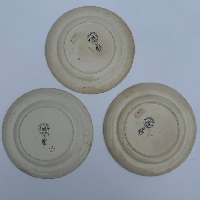 Staffordshire Set of 3 Late 19th-Century English Staffordshire Transferware Plates – Black Transfer With Hand Coloring For Sale - Image 4 of 7