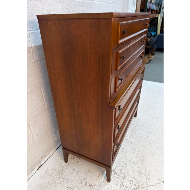 Mid-Century Modern Six Drawer Walnut Highboy Dresser For Sale In New York - Image 6 of 15
