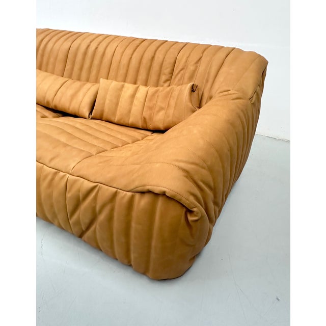 Beige Sandra Living Room Set in Camel Leather by Annie Hieronimus for Cinna, 1980s, Set of 3 For Sale - Image 8 of 18