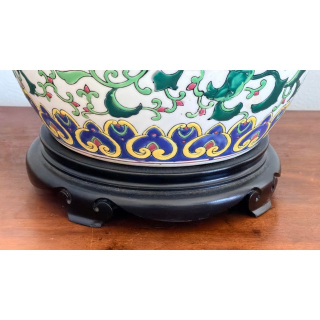 Textile 1960s Chinoiserie Ginger Jar Lamp With Pink and Green Floral Design and Pink Shade For Sale - Image 7 of 10