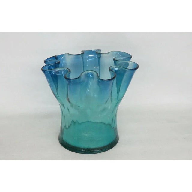 This gorgeous glass handkerchief bowl vase has excellent Mid Century Modern style with a classic ruffled rim silhouette...