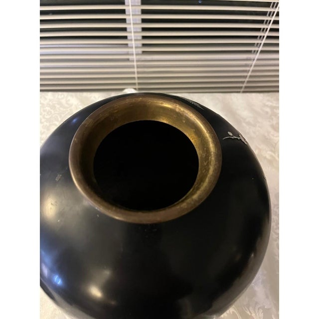 Vintage Korean Mother of Pearl Inlay Black Lacquer Brass Vase Bird 11" Korea For Sale - Image 11 of 11