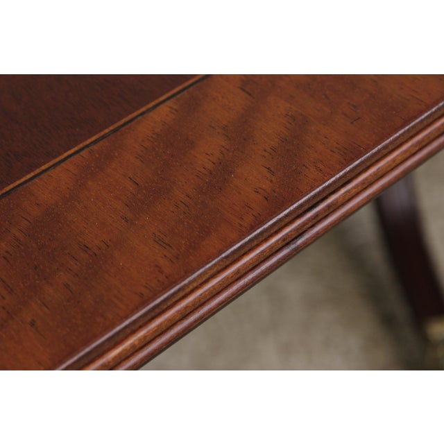 Henredon Banded Mahogany Dining Room Table For Sale In Philadelphia - Image 6 of 17