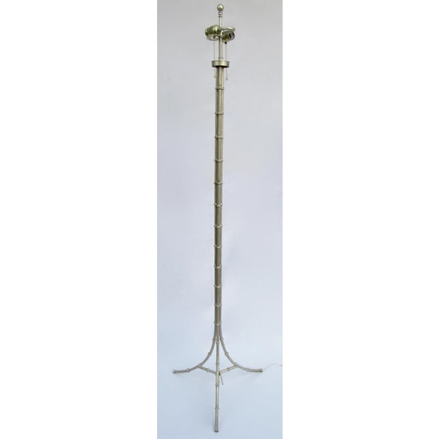 French C.1970's Hollywood Regency Manner & Style of Maison Bagues - Gilt Silver Faux Bamboo-Style Floor Lamp For Sale - Image 3 of 13