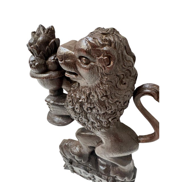 Antique Hand-Carved Sculptures of Lions in Oak, the Netherlands, 1723 For Sale - Image 9 of 10
