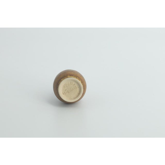 Small Mid-Century Scandinavian Modern Collectible Honey Brown Stoneware Vases by Gunnar Borg for Höganäs Ceramics, 1960s, Set of 4 For Sale - Image 4 of 14