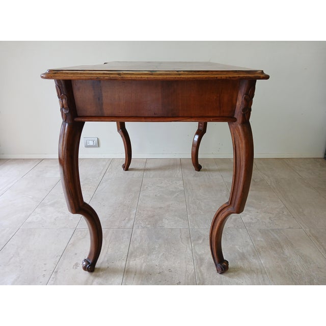 Brown Antique Desk in Walnut, 1800s For Sale - Image 8 of 18