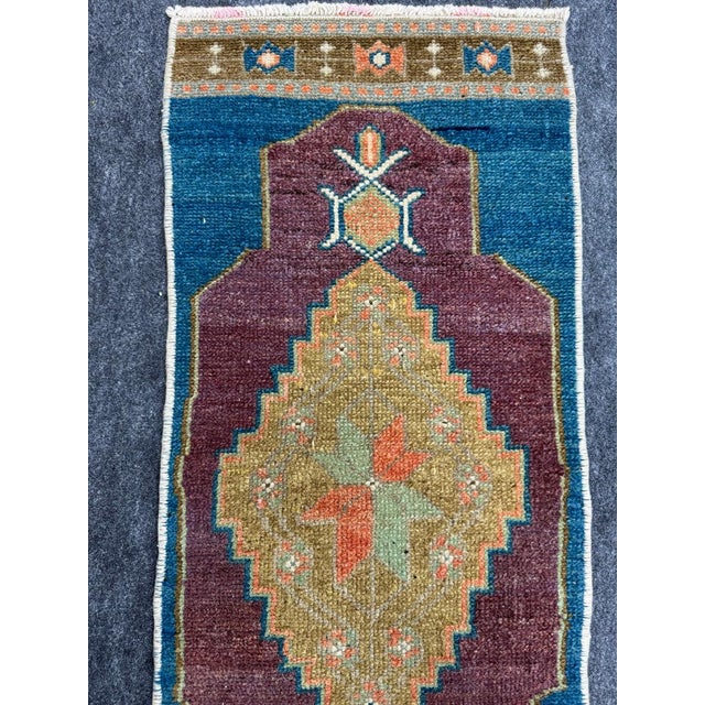 Turkish Yastik Rug 1'2" x 3'1" For Sale - Image 4 of 5