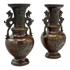 1850s Victorian Pair of Antique Decorative Urns, Japanese, Bronze, Vase, Edo Period