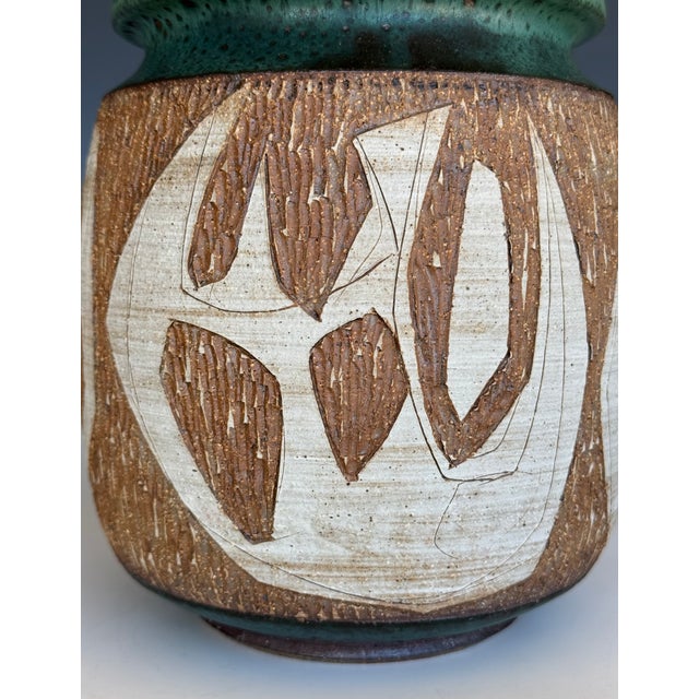 Mid-Century Joel Edwards Large Studio Pottery Lidded Jar For Sale In San Diego - Image 6 of 15